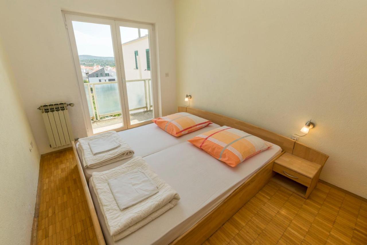 Apartments Jelka Primošten Exterior foto